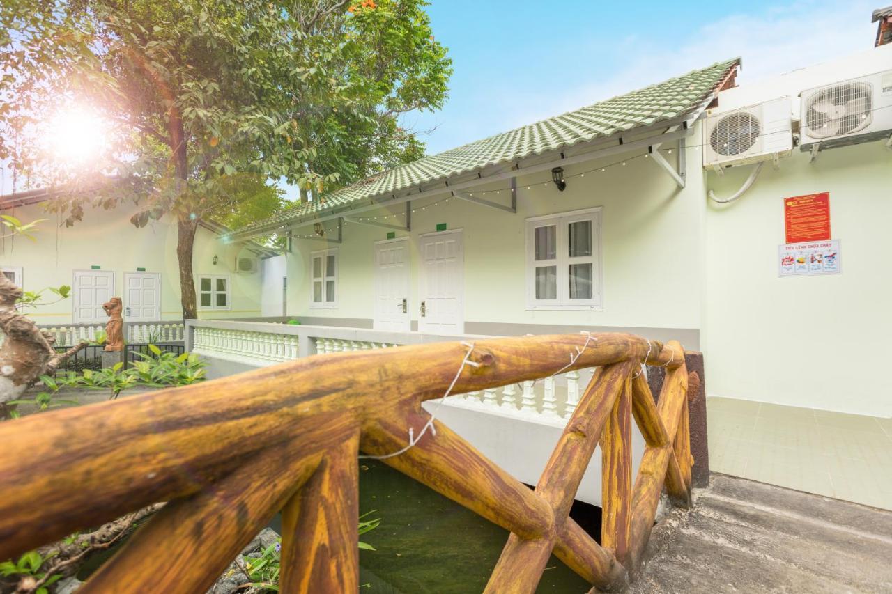Caroline Resort 头顿 外观 照片