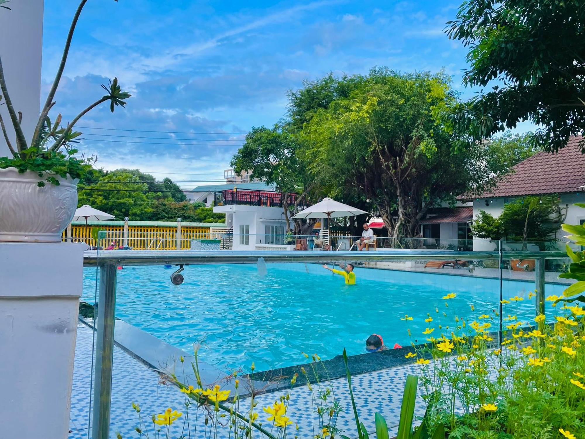 Caroline Resort 头顿 外观 照片